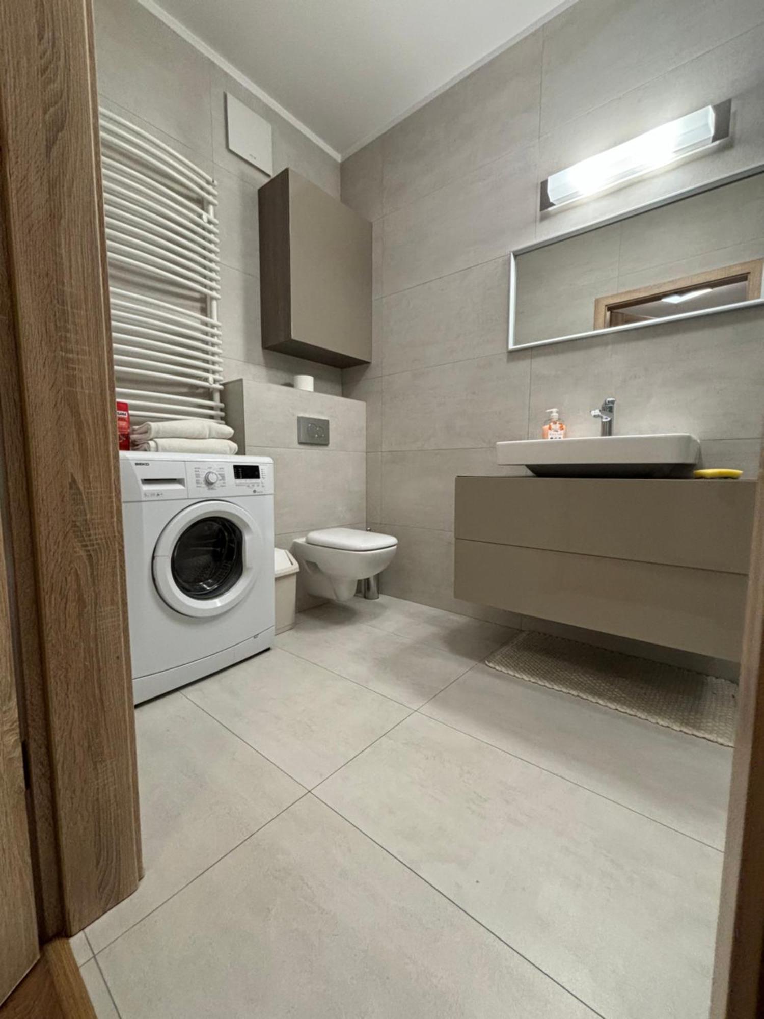 Grzybowska Residence Inter-Apartments Varsó Kültér fotó